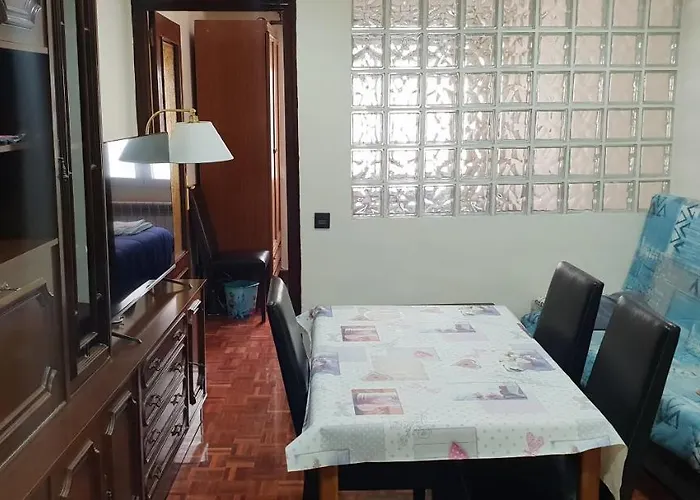 Puerta Zamora, Centro, Wifi Con Salón Y 2 Dormitorios, Parking Apartamento *